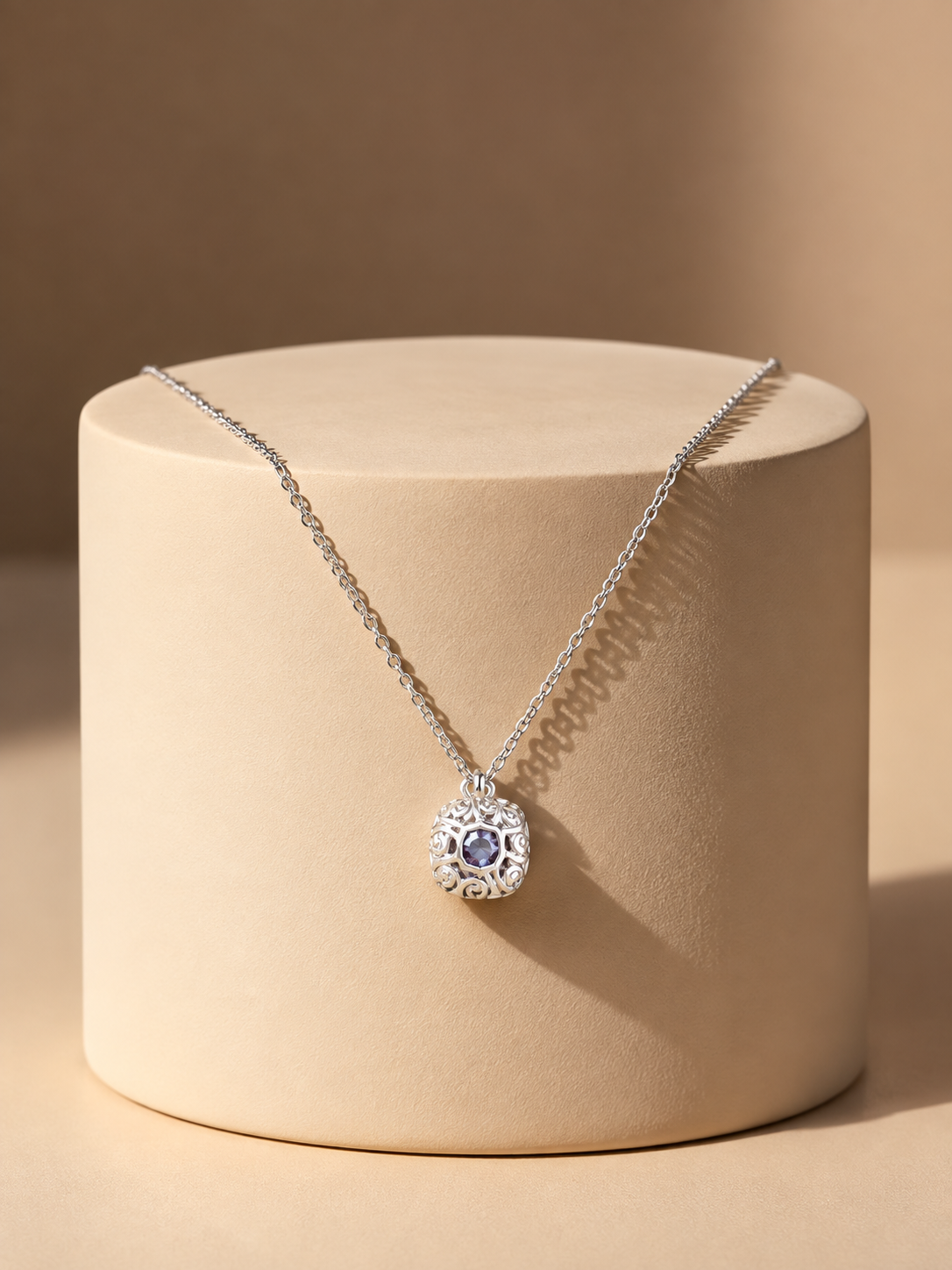 Silver Floral Pendant Necklace